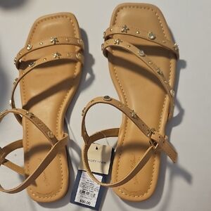 Universal Thread Tan Sandals with Gold Embellishments